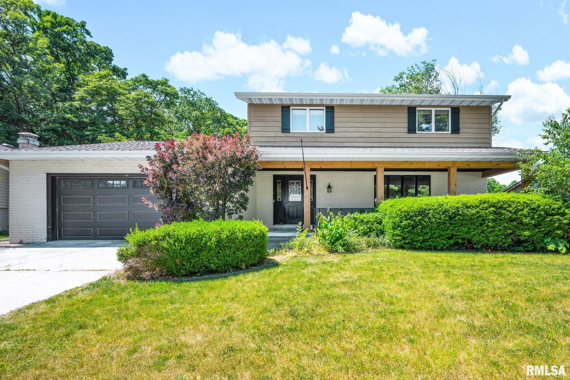 218 Tamarack Avenue, Morton, IL 61550 Main Photo