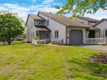 125 Summerhaven Drive S, East Syracuse, NY 13057