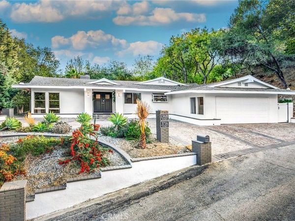3716 Crownridge, Sherman Oaks, CA 91403