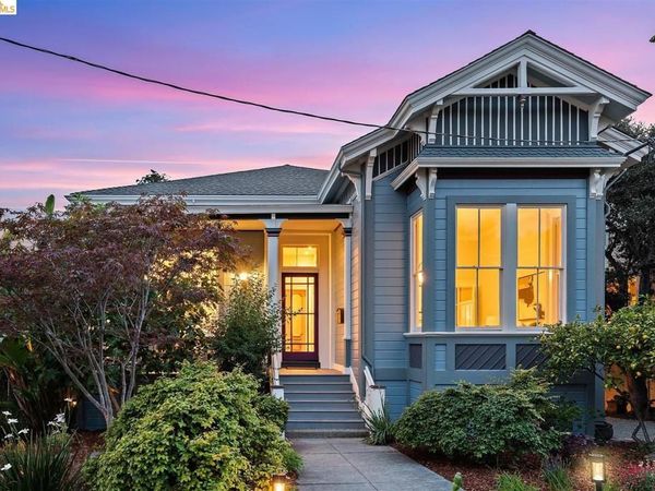 1418 Spruce St , Berkeley, CA 94709