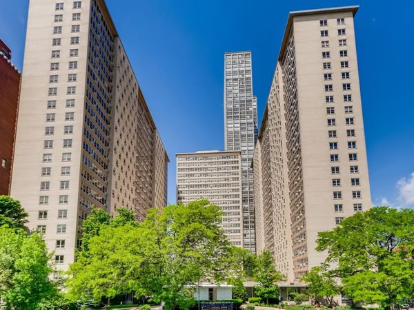 3950 N Lake Shore Drive , Unit 1527, Chicago, IL 60613