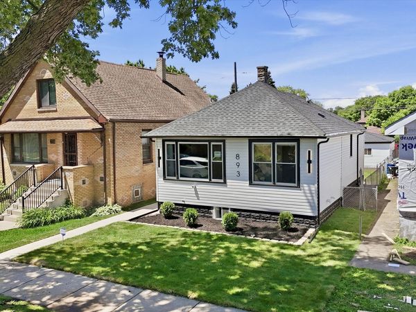 8934 S Euclid Avenue , Chicago, IL 60617
