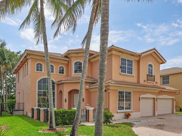 1831 Waldorf Drive, Royal Palm Beach, FL 33411