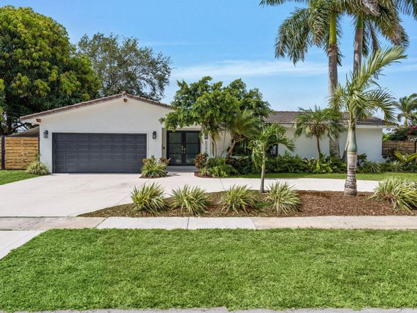 6040 SW 14th Street, Plantation, FL 33317