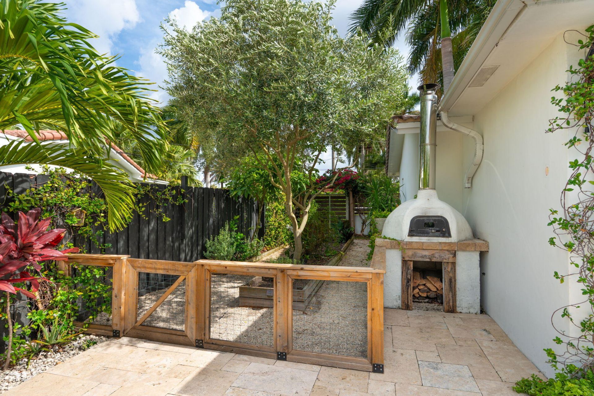 6040 SW 14th Street, Plantation, FL 33317 Photo