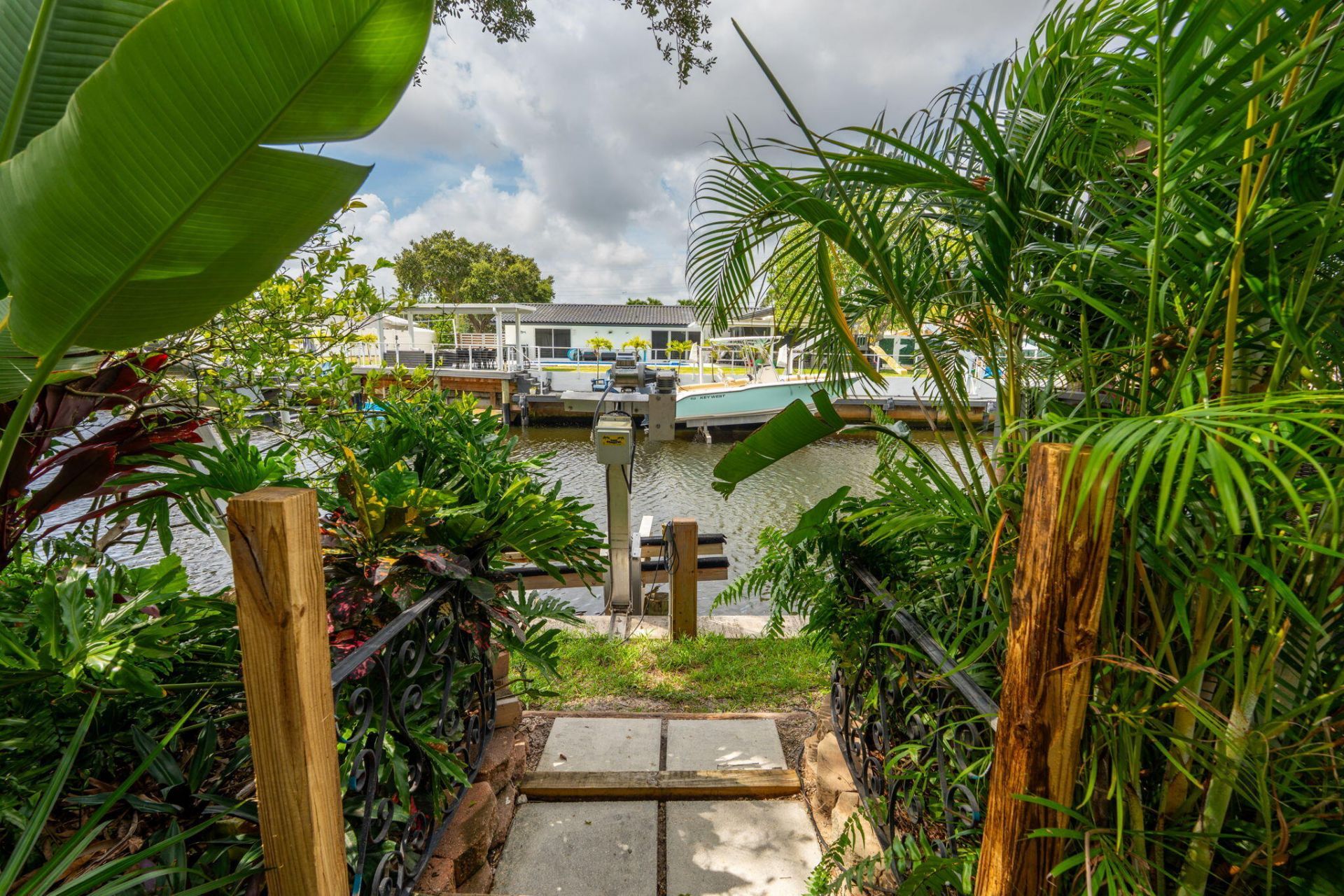 6040 SW 14th Street, Plantation, FL 33317 Photo