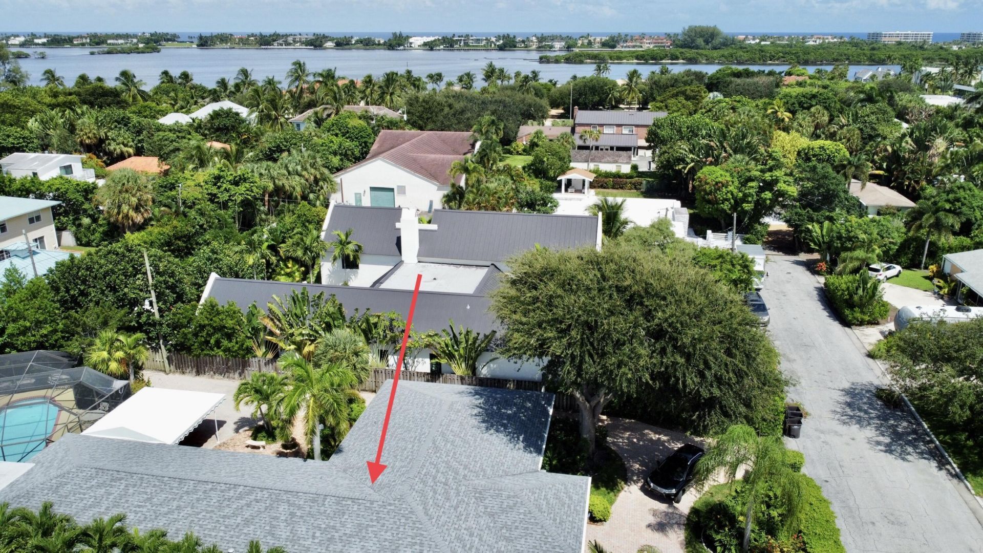 129 Alhambra Place, West Palm Beach, FL 33405 Photo