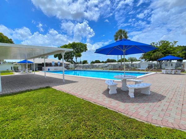 2501 W Golf Boulevard, Unit 127, Pompano Beach, FL 33064