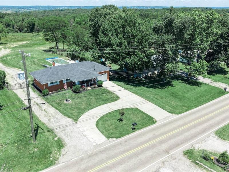 580 Beissinger Road, St Clair Twp, OH 45013 Photo 2