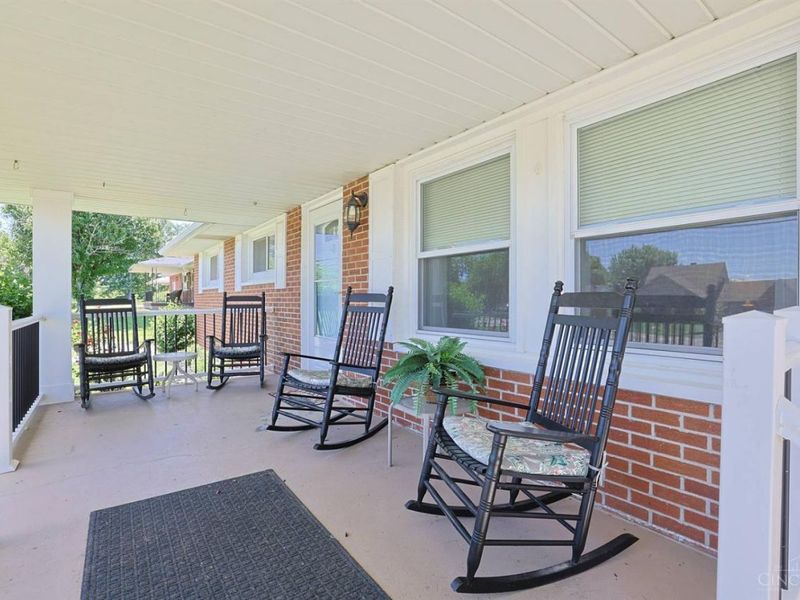 580 Beissinger Road, St Clair Twp, OH 45013 Photo 4