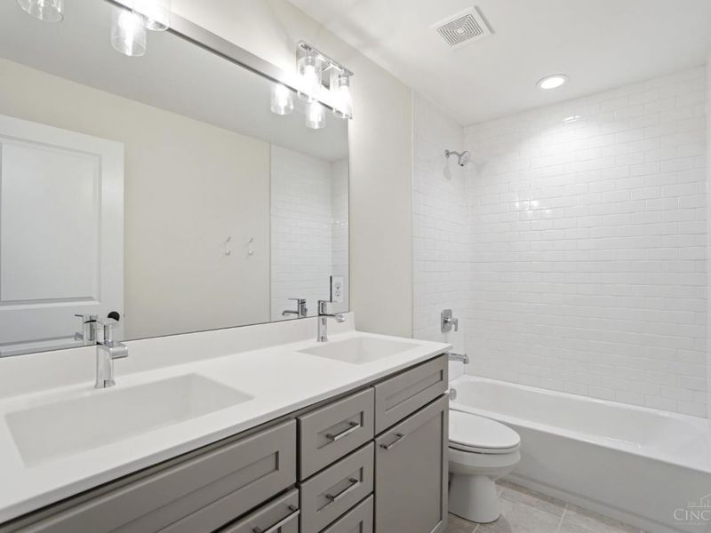 9860 Delray Drive, Montgomery, OH 45242 Photo 32