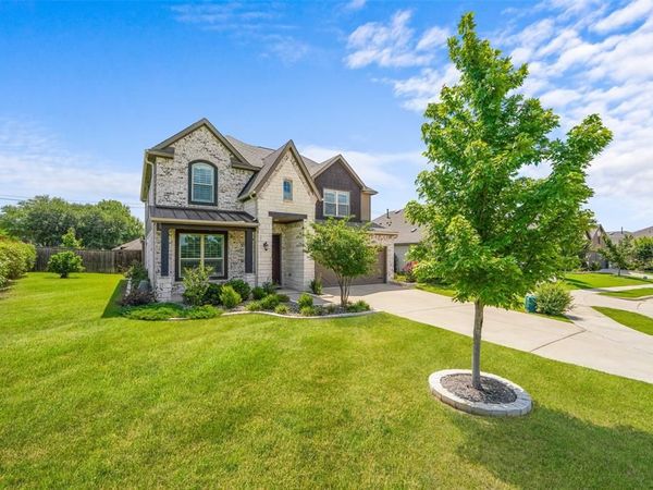 2828 Dancing Flame Drive, Denton, TX 76201