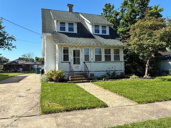319 foesythe Avenue , Girard, OH 44420