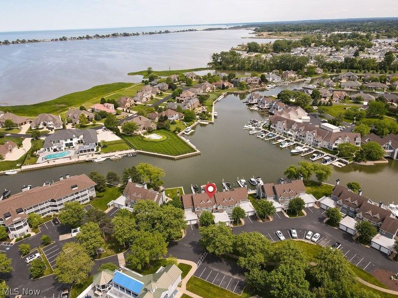 179 Marina Point Drive, Sandusky, OH 44870 Photo 7