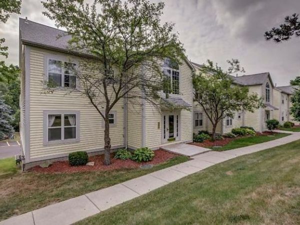 2221 S Huron Parkway, Unit 4, Ann Arbor, MI 48104