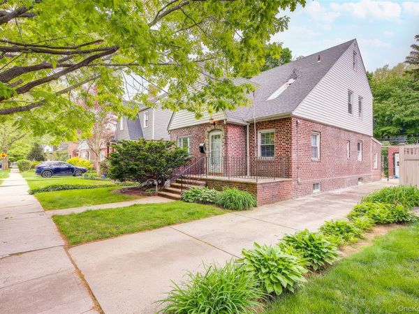 80-38 236th Street , Bellerose Manor, NY 11427