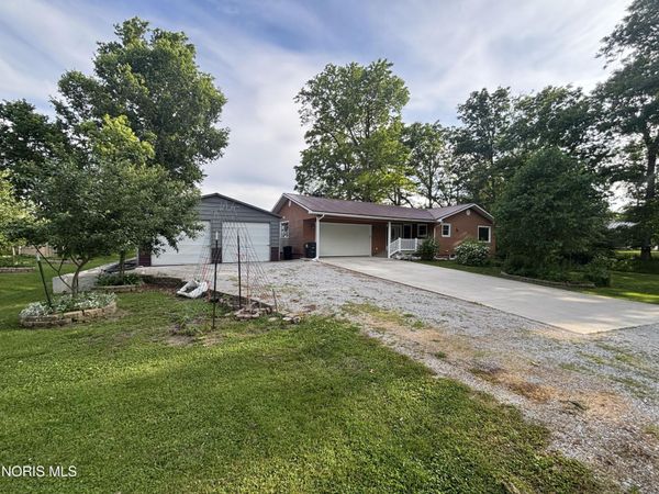 109 Mead Street , Oakwood, OH 45873