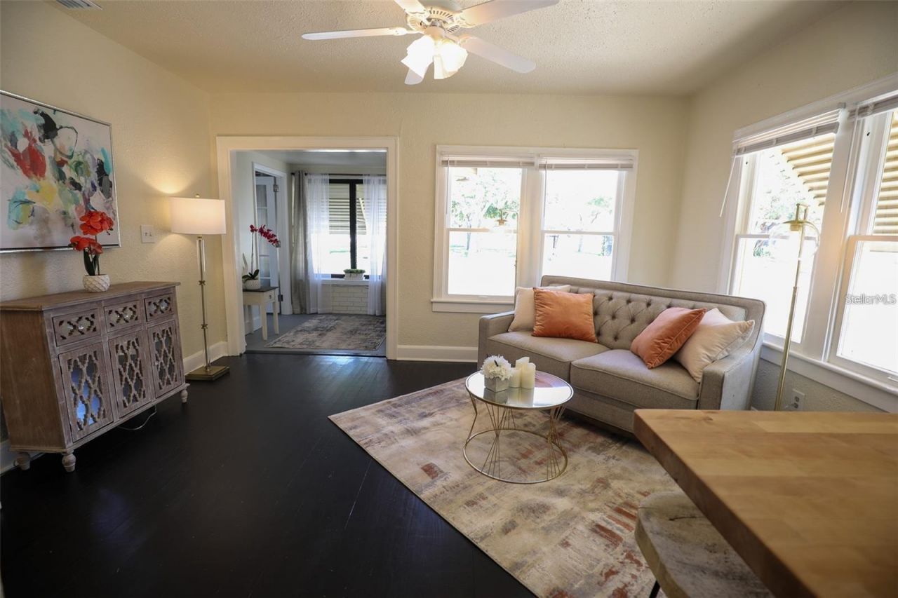2521 4th Street S, Saint Petersburg, FL 33705 Photo