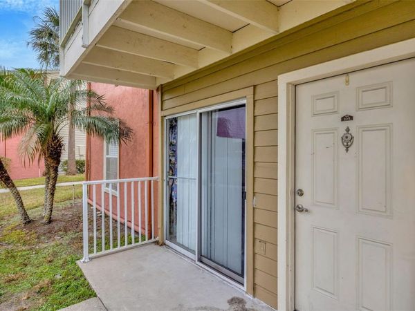 308 LAKE PARSONS GREEN , Unit 105, BRANDON, FL 33511