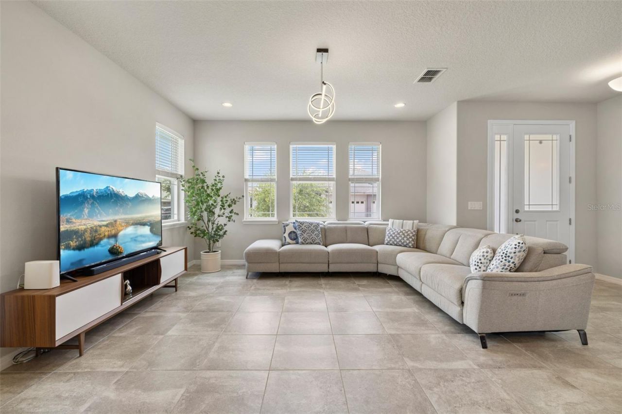 2472 Annacella Avenue, Kissimmee, FL 34741 Photo