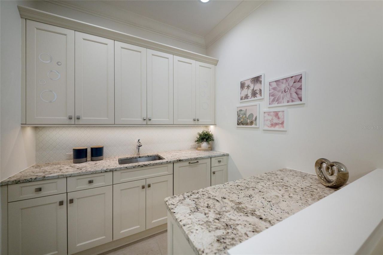 19433 Newlane Place, Bradenton, FL 34202 Photo