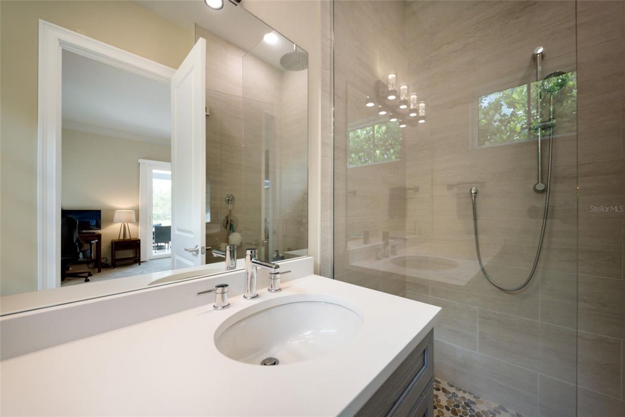 19433 Newlane Place, Bradenton, FL 34202 Photo