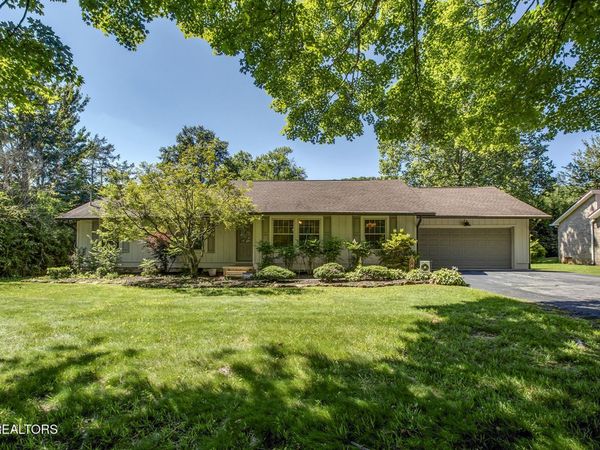 11725 Autumn Leaves Lane, Knoxville, TN 37934