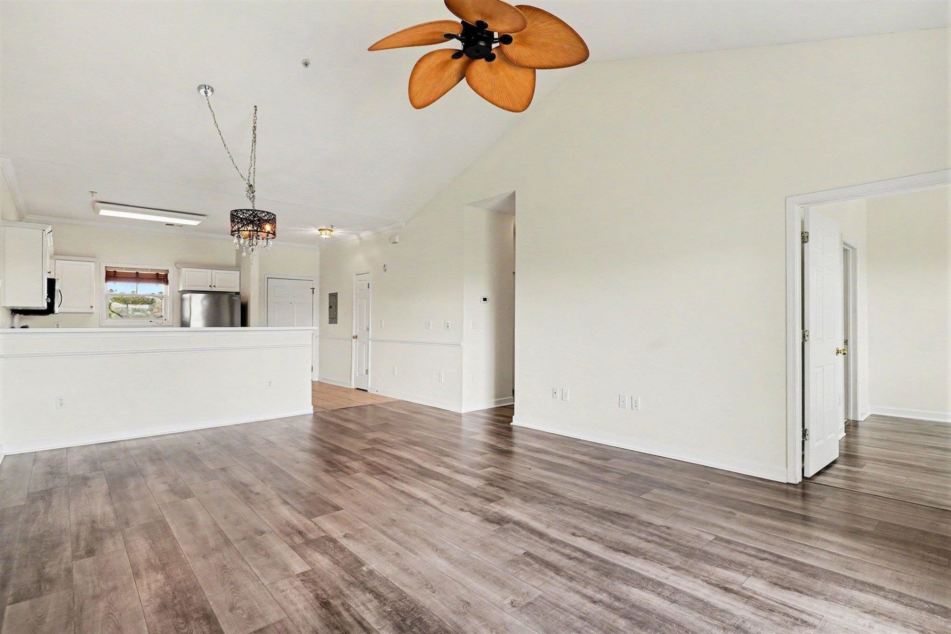 701 Salleyport Dr. Photo 5