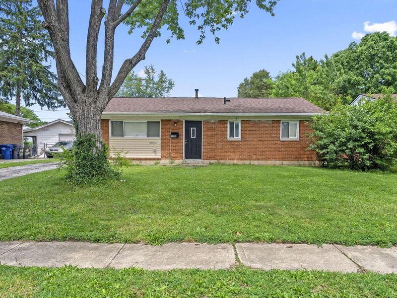 4034 E Mound Street , Columbus, OH 43227 Photo 2