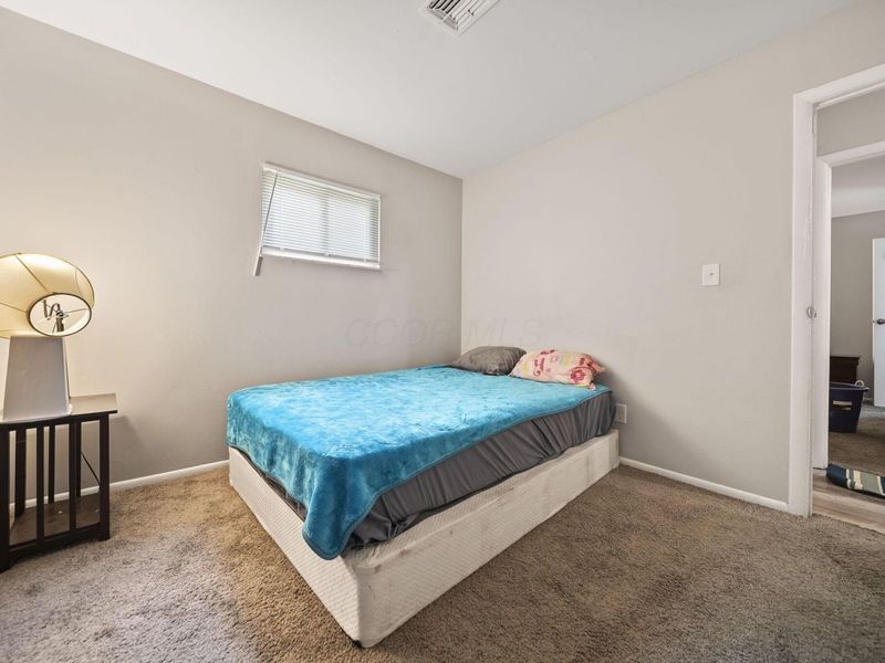 4034 E Mound Street , Columbus, OH 43227 Photo 22