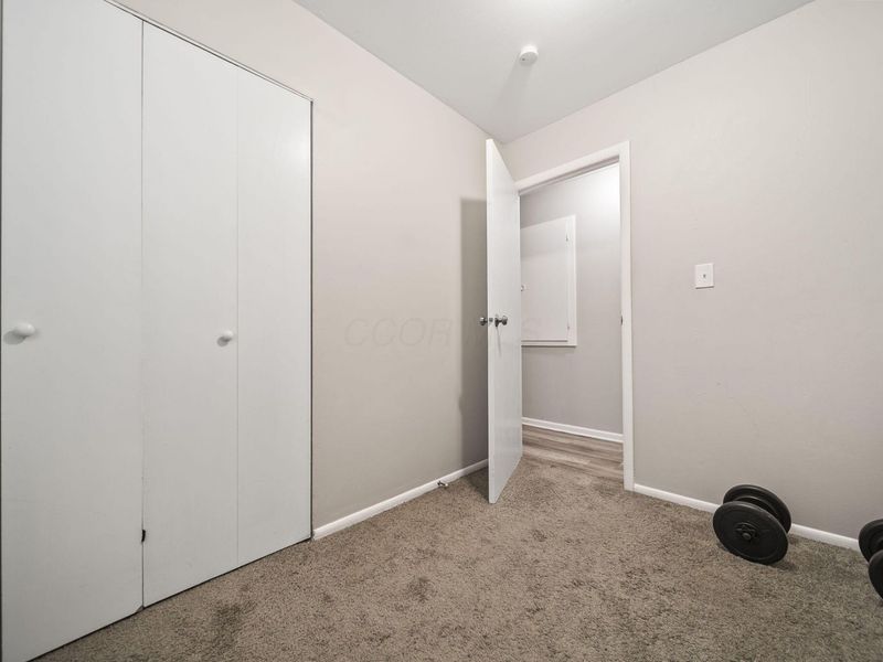 4034 E Mound Street , Columbus, OH 43227 Photo 24