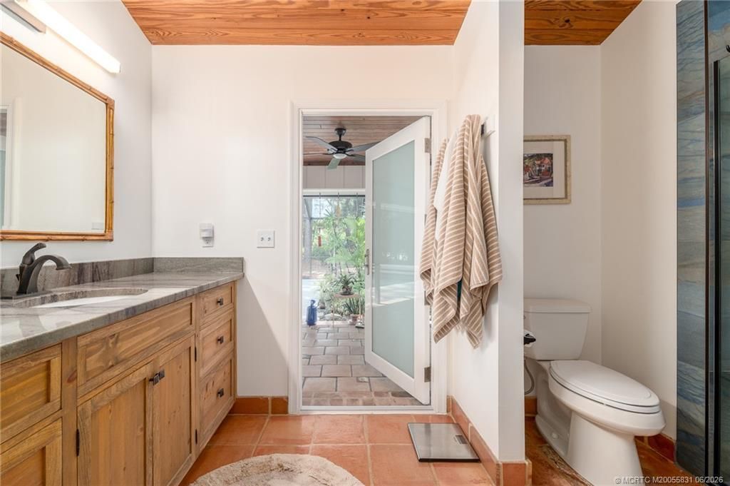 6785 SW Gaines Avenue, Stuart, FL 34997 Photo