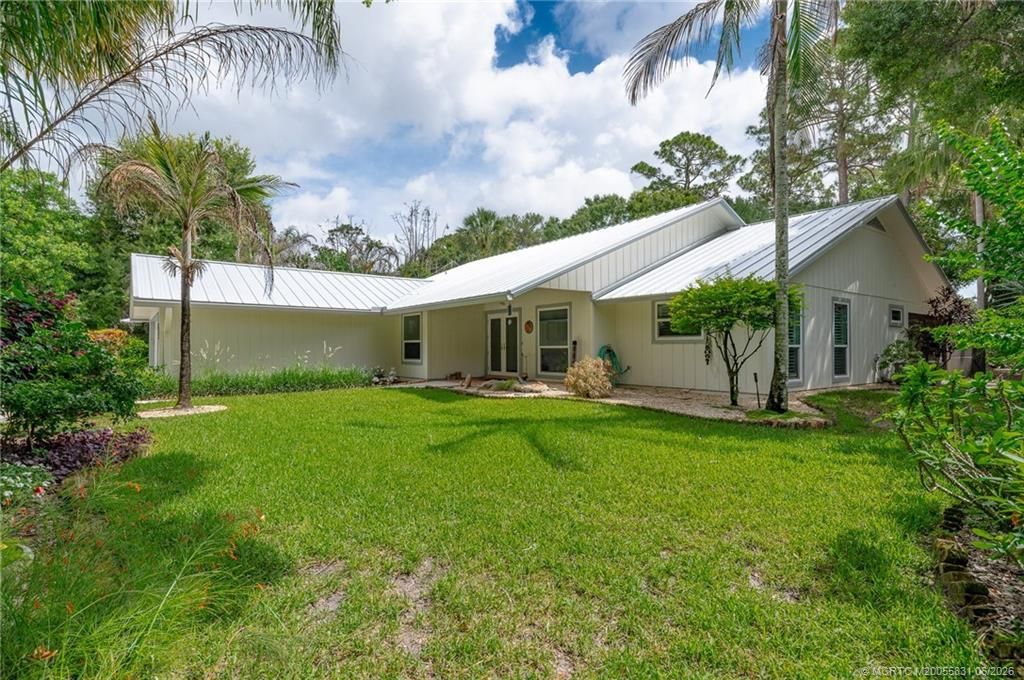 6785 SW Gaines Avenue, Stuart, FL 34997 Photo