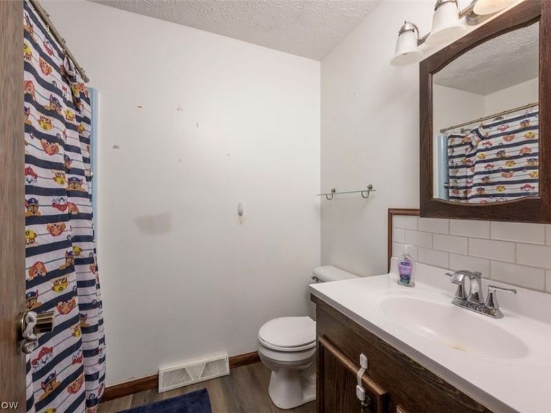 5326 Hillsboro Avenue SE, Canton, OH 44707 Photo 17