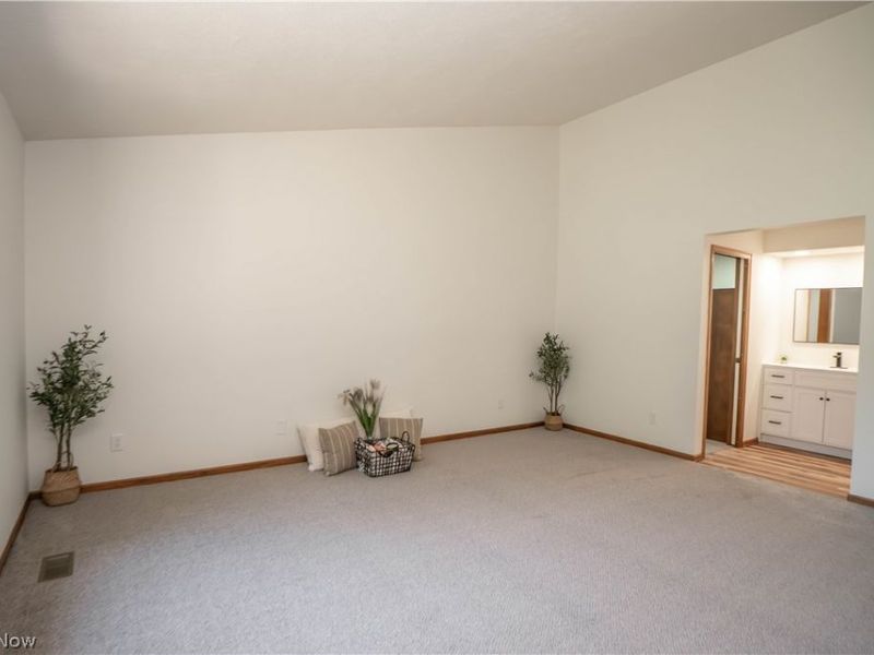 117 Brookview Drive SW, North Canton, OH 44709 Photo 17