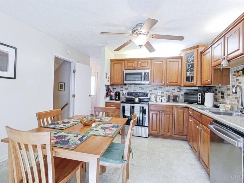 16 N Applewood Court, Fairfield, OH 45014 Photo 13