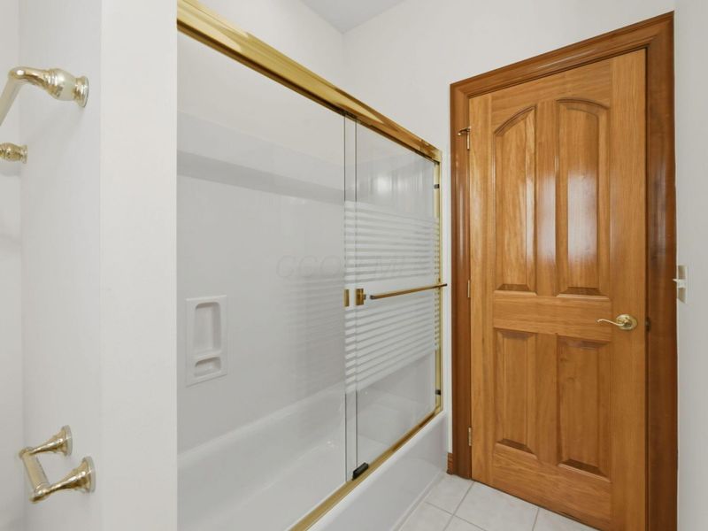 7624 Mikayla Drive , Westerville, OH 43082 Photo 17