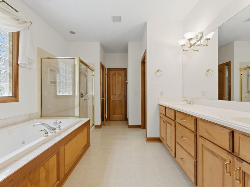 7624 Mikayla Drive , Westerville, OH 43082 Photo 21