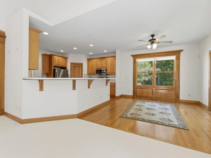 7624 Mikayla Drive , Westerville, OH 43082 Photo 9