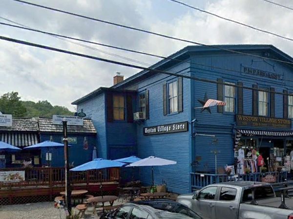 660 Main Street, Weston, VT 05161