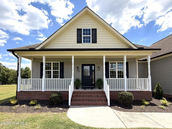 175 Watersedge Lane , Smithfield, NC 27577