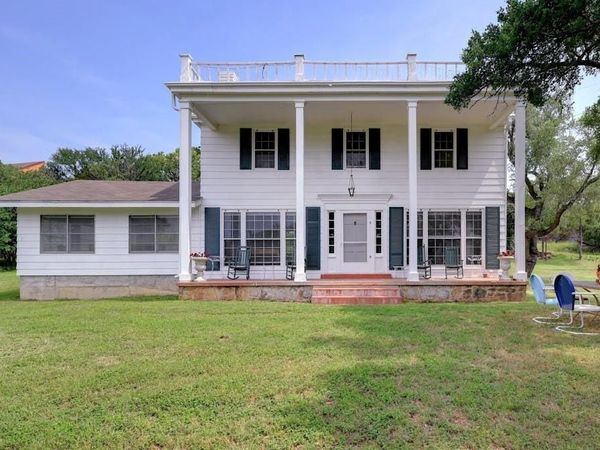 119 River PL , Johnson City, TX 78636