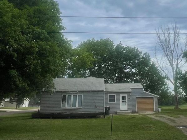 750 Greenwood Avenue, Tracy, MN 56175