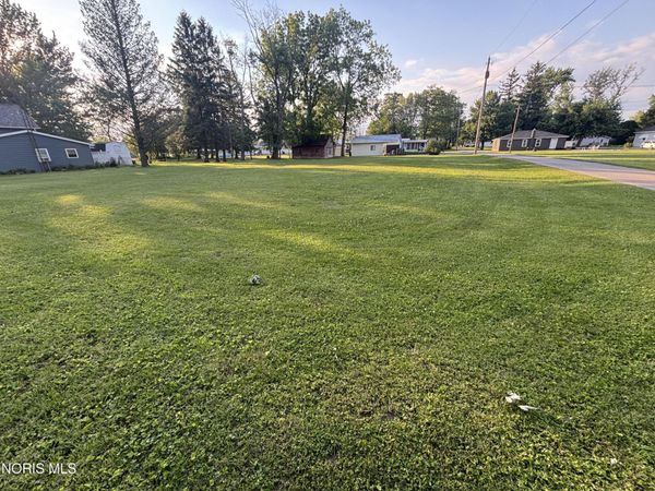 560 W Summit Street , McClure, OH 43534