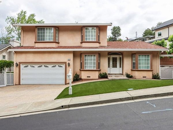 5305 Willow Glen Pl , Castro Valley, CA 94546