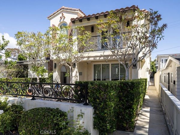 618 Iris , Unit B, Corona Del Mar, CA 92625