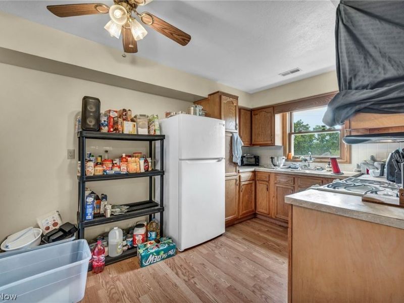 1206 Lawrence Road NE, Canton, OH 44705 Photo 10