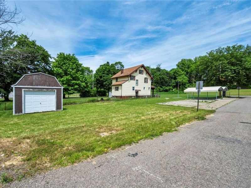 1206 Lawrence Road NE, Canton, OH 44705 Photo 26