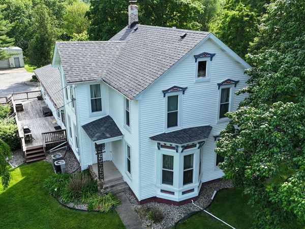 5565 E 73rd Avenue, Merrillville, IN 46410
