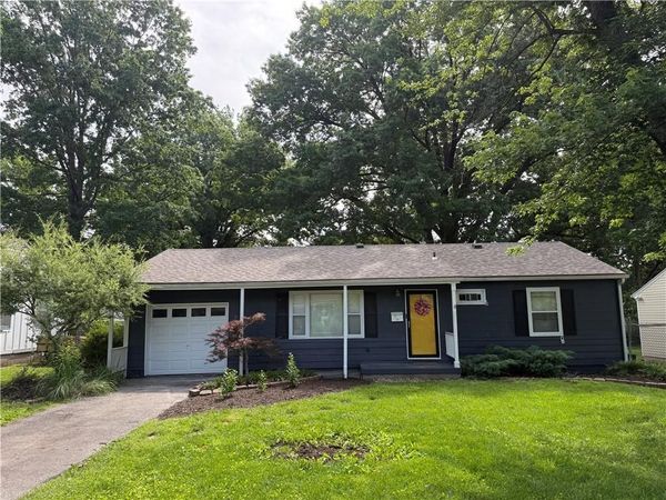 7323 Maple Street, Overland Park, KS 66204